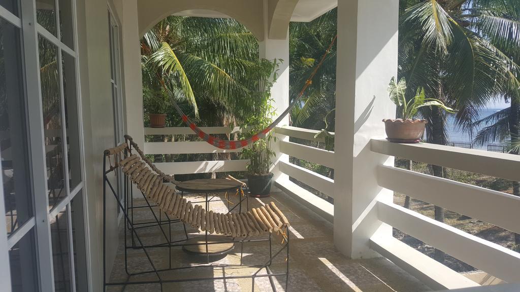 Lanas Beach Resort Romblon Island Room photo