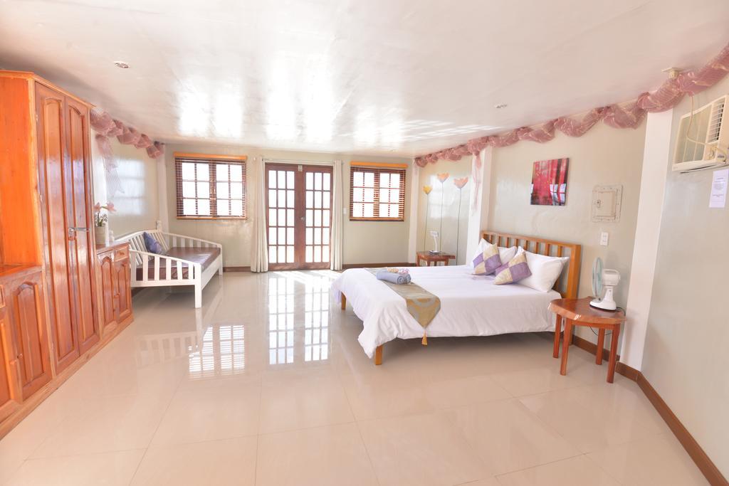 Lanas Beach Resort Romblon Island Room photo