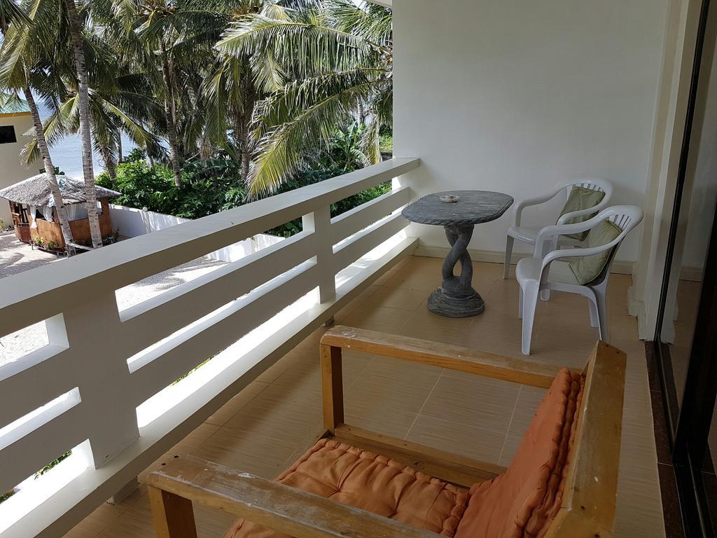 Lanas Beach Resort Romblon Island Exterior photo