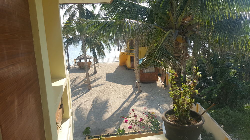 Lanas Beach Resort Romblon Island Exterior photo