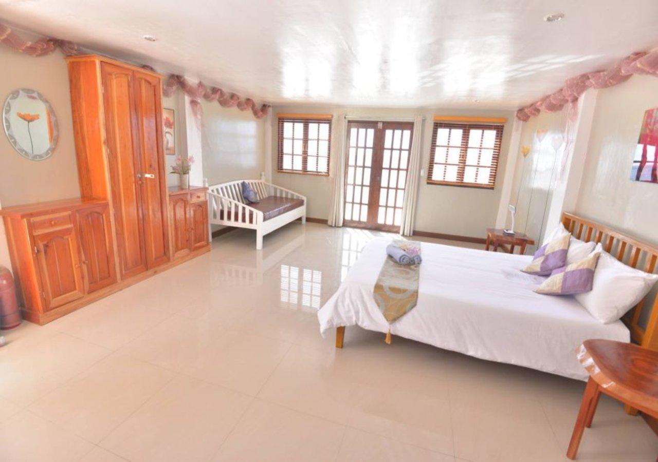 Lanas Beach Resort Romblon Island Exterior photo